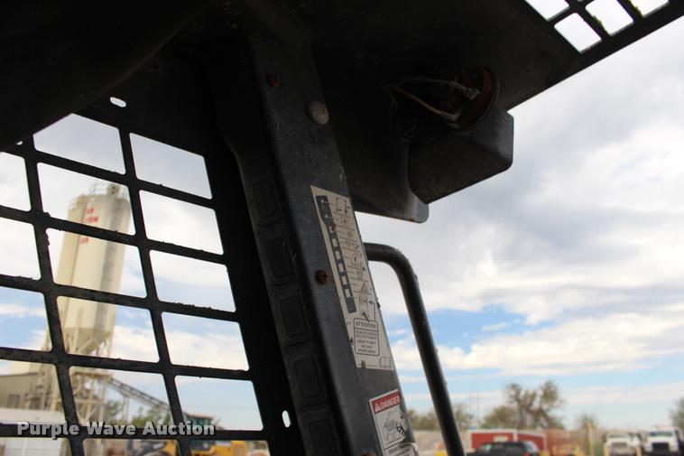 image for item DB0003 2006 Case 430 skid steer