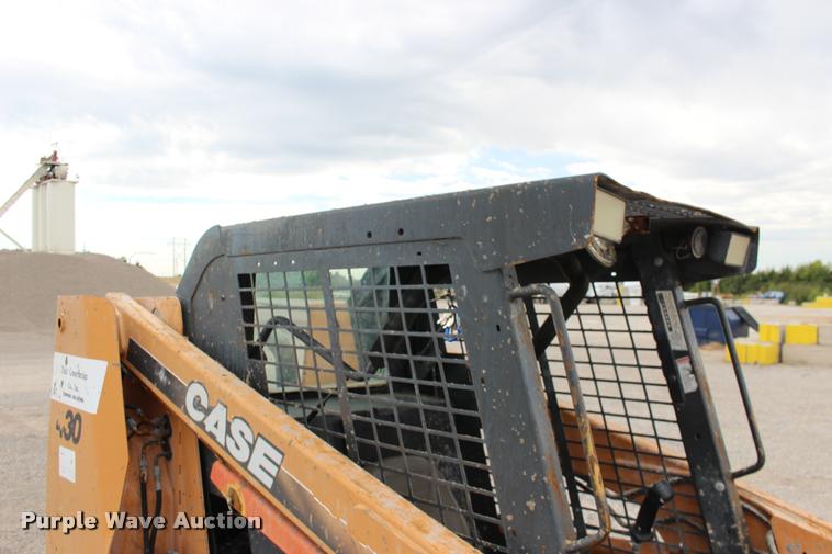 image for item DB0003 2006 Case 430 skid steer