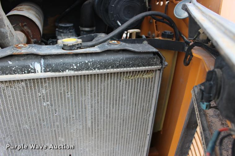 image for item DB0003 2006 Case 430 skid steer