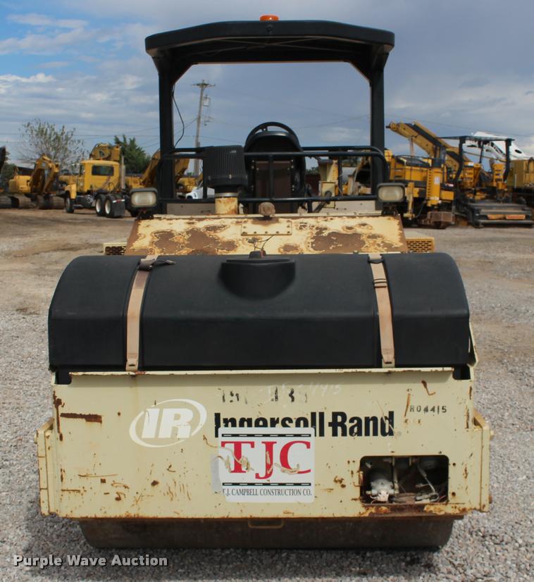 image for item DB0005 2005 Ingersoll Rand DD90 double drum vibratory roller