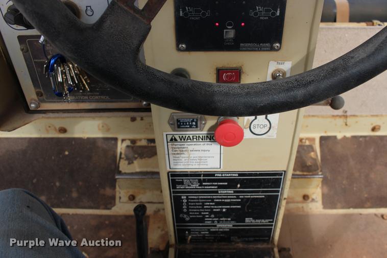 image for item DB0005 2005 Ingersoll Rand DD90 double drum vibratory roller
