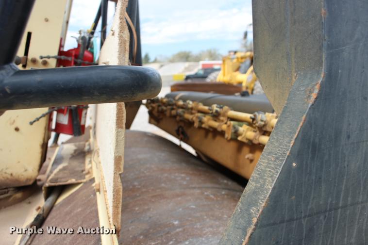 image for item DB0005 2005 Ingersoll Rand DD90 double drum vibratory roller