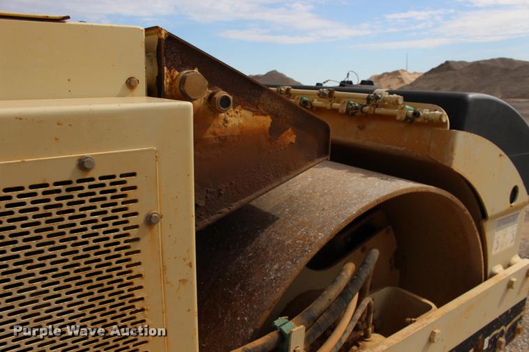 image for item DB0006 2005 Ingersoll Rand DD-90 double drum vibratory roller