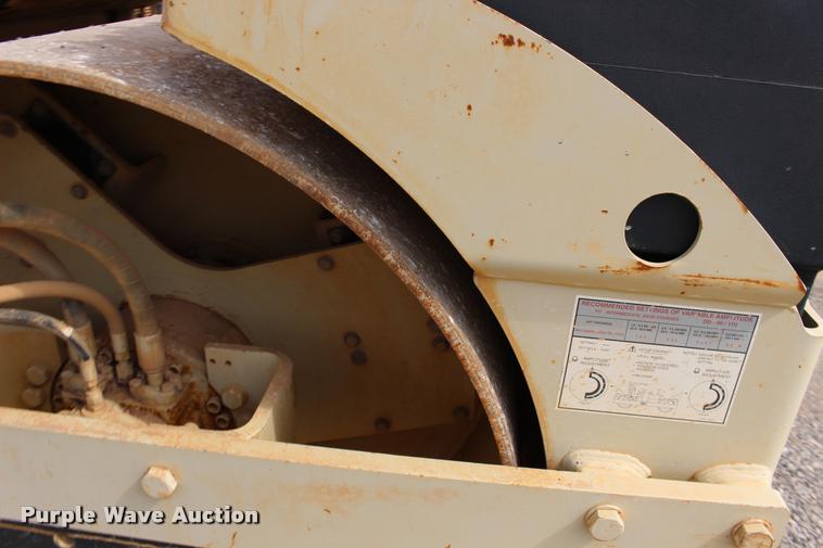 image for item DB0006 2005 Ingersoll Rand DD-90 double drum vibratory roller