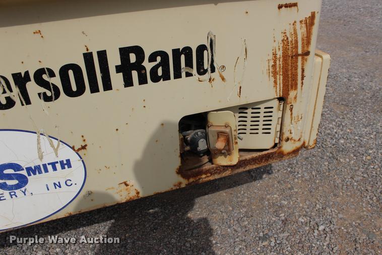 image for item DB0006 2005 Ingersoll Rand DD-90 double drum vibratory roller