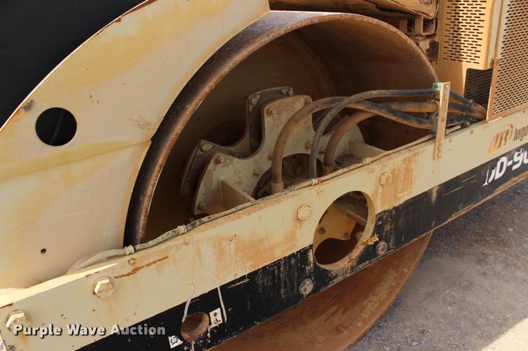 image for item DB0006 2005 Ingersoll Rand DD-90 double drum vibratory roller