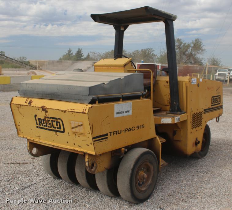 image for item DB0009 1995 Rosco TRU-PAC 915 pneumatic roller