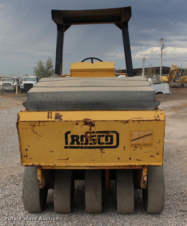 image for item DB0009 1995 Rosco TRU-PAC 915 pneumatic roller