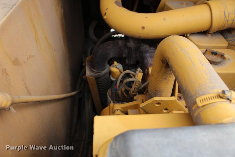 image for item DB0009 1995 Rosco TRU-PAC 915 pneumatic roller