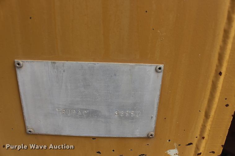 image for item DB0009 1995 Rosco TRU-PAC 915 pneumatic roller