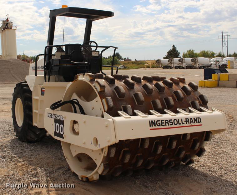 image for item DB0010 2001 Ingersoll Rand SD-100F single drum vibratory roller