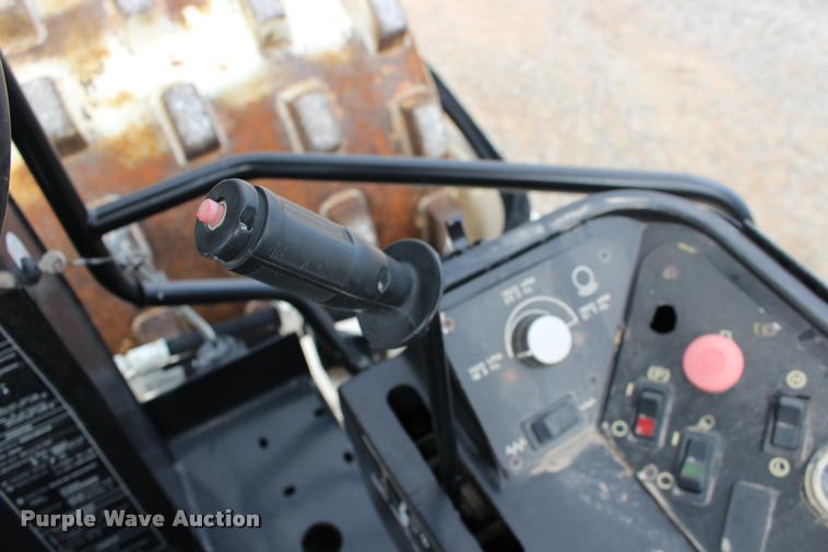 image for item DB0010 2001 Ingersoll Rand SD-100F single drum vibratory roller