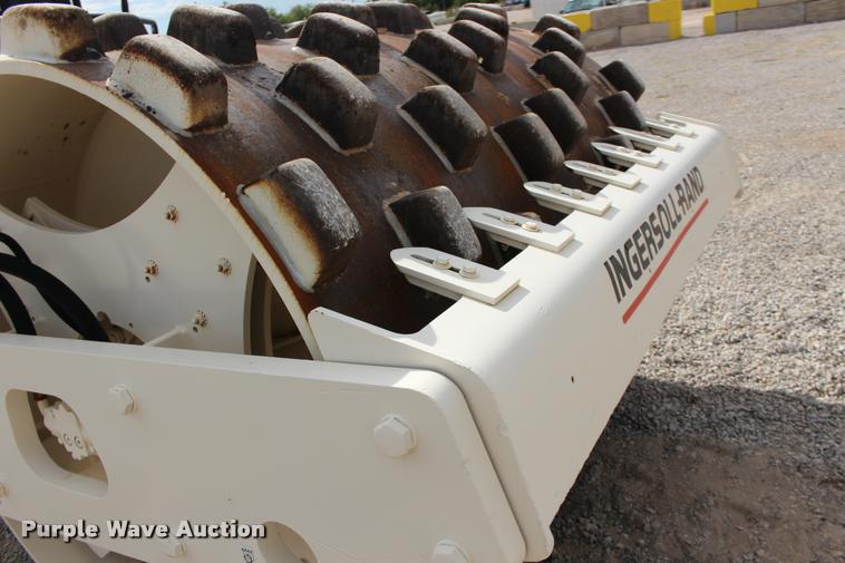 image for item DB0010 2001 Ingersoll Rand SD-100F single drum vibratory roller