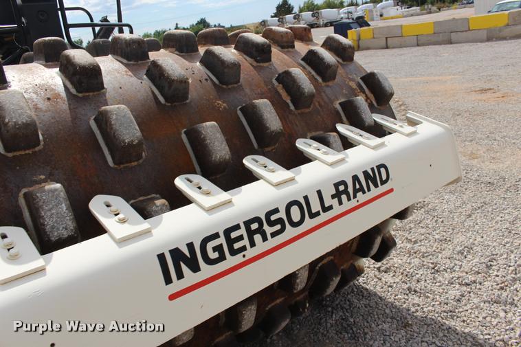 image for item DB0010 2001 Ingersoll Rand SD-100F single drum vibratory roller