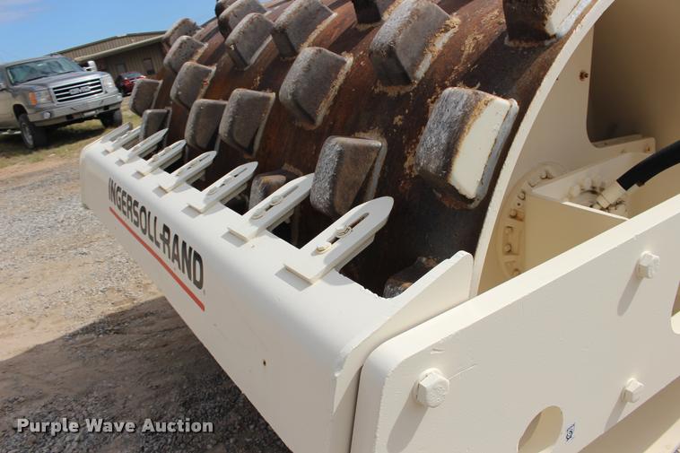 image for item DB0010 2001 Ingersoll Rand SD-100F single drum vibratory roller
