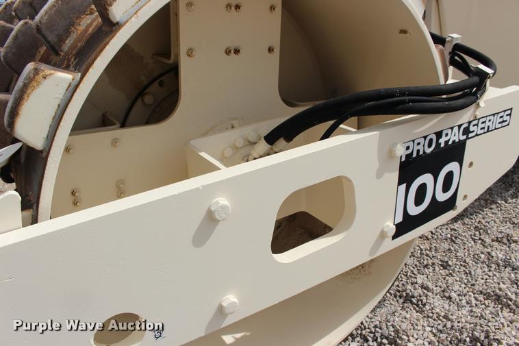 image for item DB0010 2001 Ingersoll Rand SD-100F single drum vibratory roller