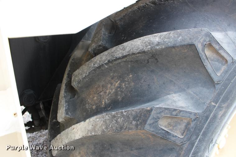 image for item DB0010 2001 Ingersoll Rand SD-100F single drum vibratory roller