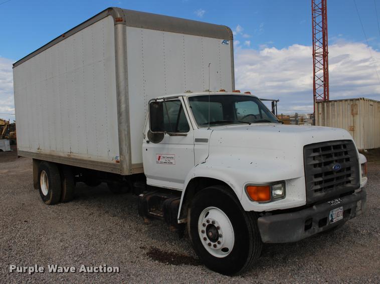 image for item DB0024 1996 Ford F800 box truck
