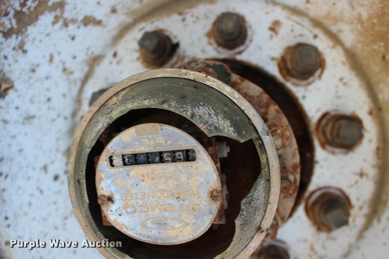 image for item DB0024 1996 Ford F800 box truck