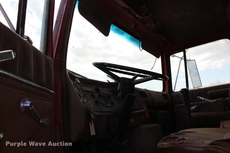 image for item DB0025 1990 Ford L8000 dump truck