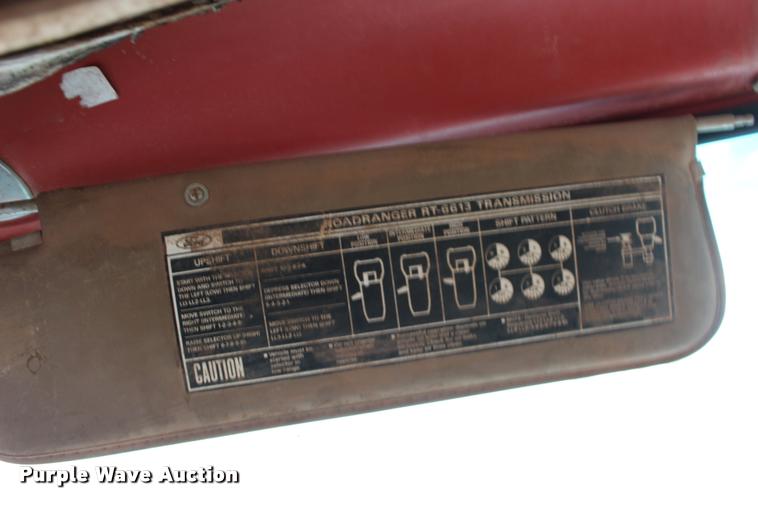 image for item DB0025 1990 Ford L8000 dump truck