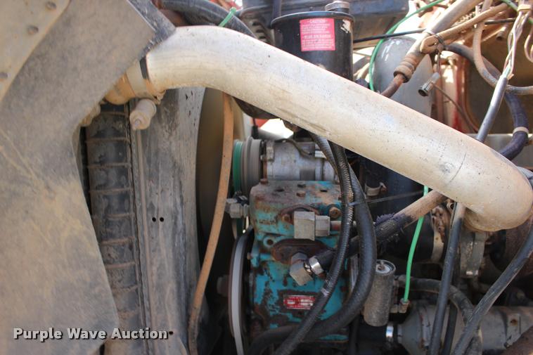 image for item DB0025 1990 Ford L8000 dump truck