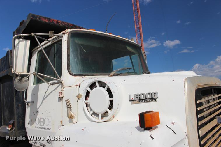 image for item DB0025 1990 Ford L8000 dump truck
