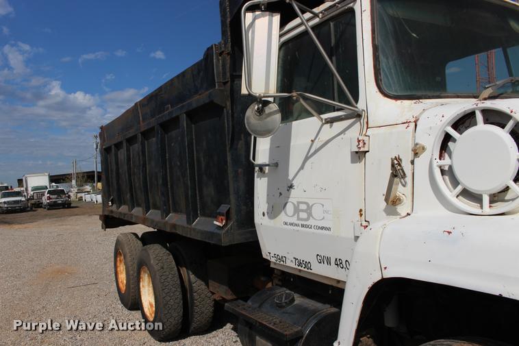 image for item DB0025 1990 Ford L8000 dump truck