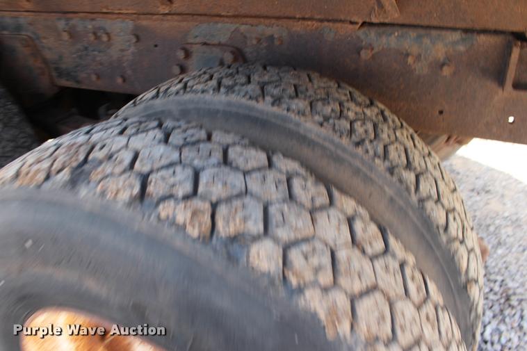 image for item DB0025 1990 Ford L8000 dump truck