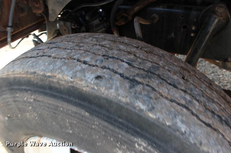 image for item DB0025 1990 Ford L8000 dump truck