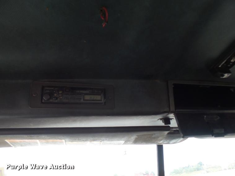 image for item DB0030 1999 Mack CL613 semi truck