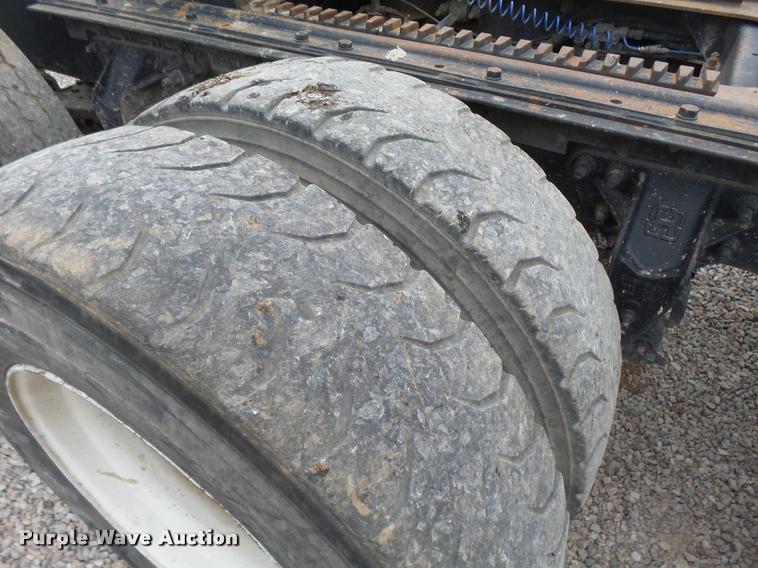 image for item DB0030 1999 Mack CL613 semi truck