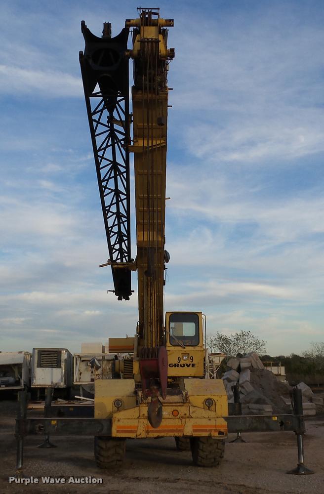 image for item DB0032 Grove RT625 crane