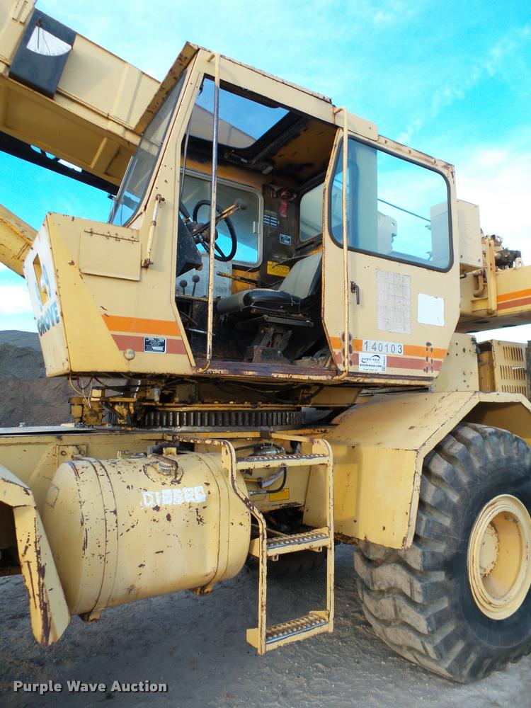 image for item DB0032 Grove RT625 crane