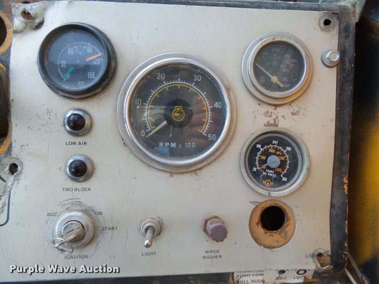 image for item DB0032 Grove RT625 crane