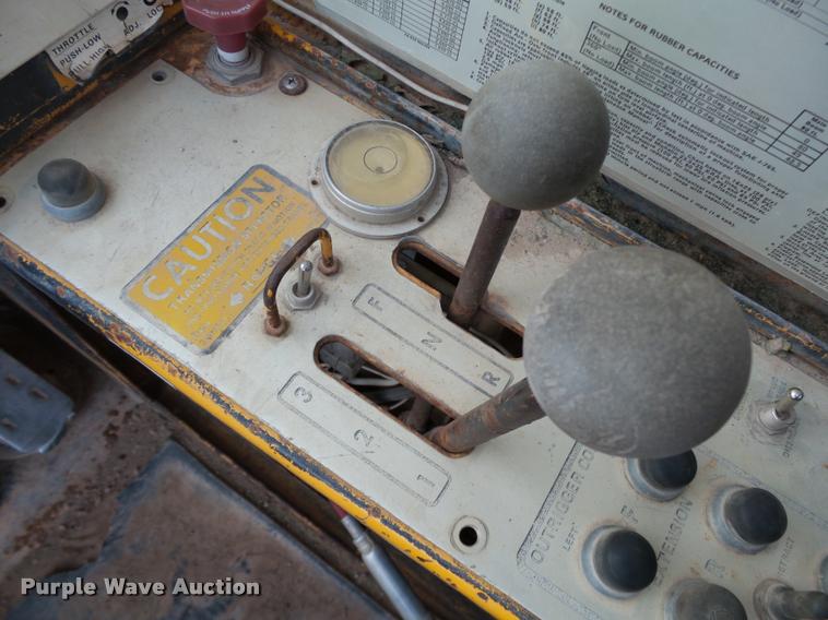 image for item DB0032 Grove RT625 crane