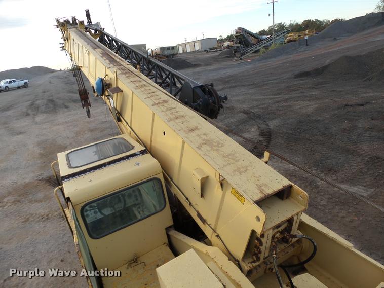 image for item DB0032 Grove RT625 crane