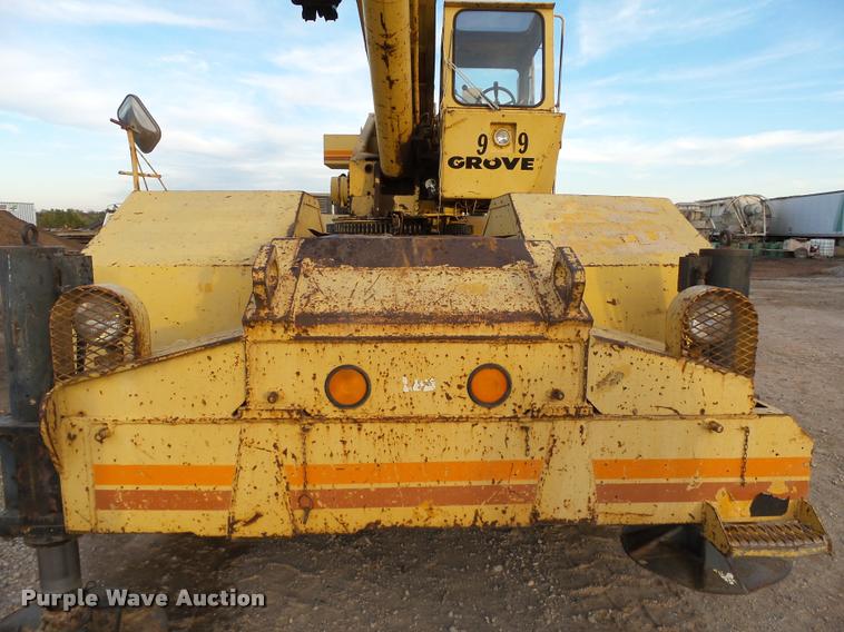 image for item DB0032 Grove RT625 crane