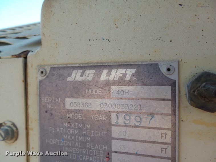 image for item DB0033 1997 JLG 40H boom lift