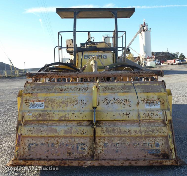 image for item DB0034 2005 Bomag MPH454R reclaimer