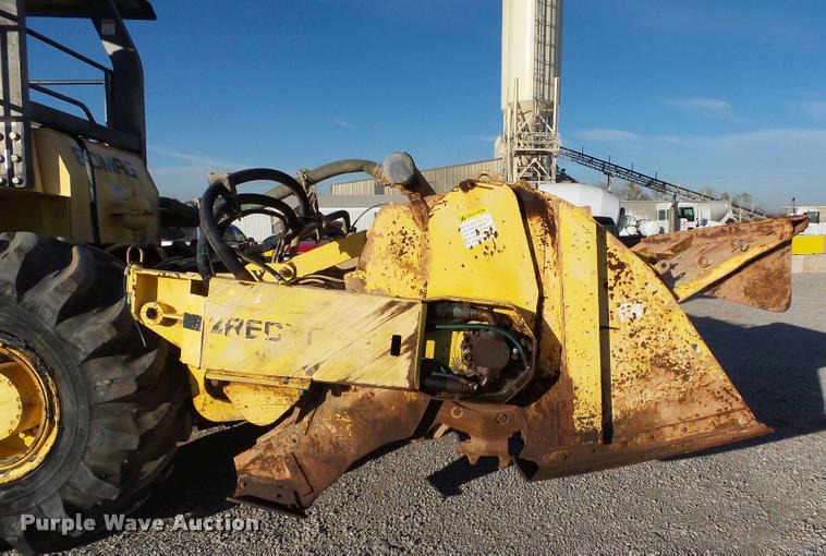 image for item DB0034 2005 Bomag MPH454R reclaimer