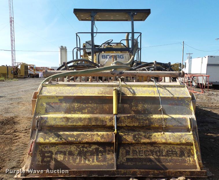 image for item DB0035 2005 Bomag MPH454R reclaimer