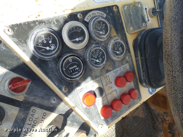 image for item DB0035 2005 Bomag MPH454R reclaimer