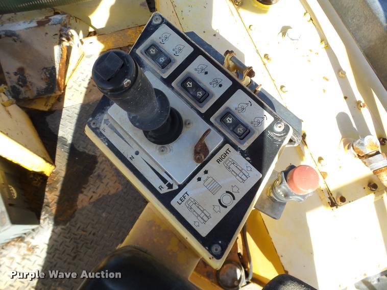 image for item DB0035 2005 Bomag MPH454R reclaimer