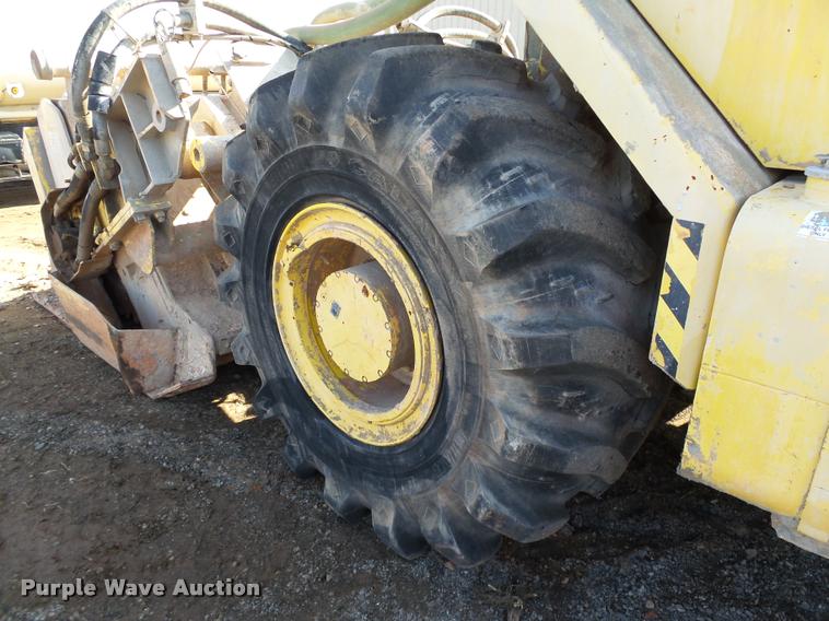 image for item DB0035 2005 Bomag MPH454R reclaimer