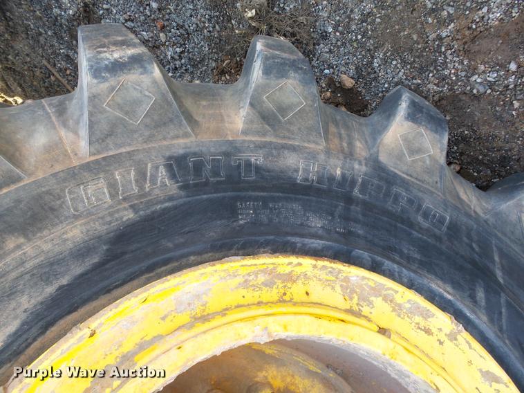 image for item DB0035 2005 Bomag MPH454R reclaimer