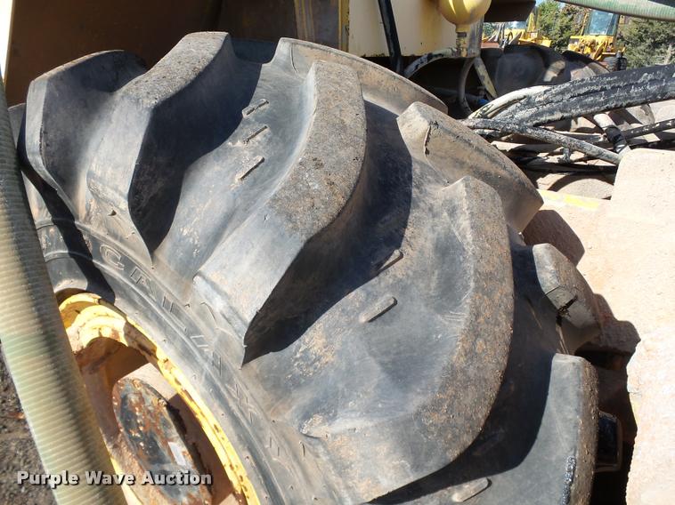 image for item DB0035 2005 Bomag MPH454R reclaimer