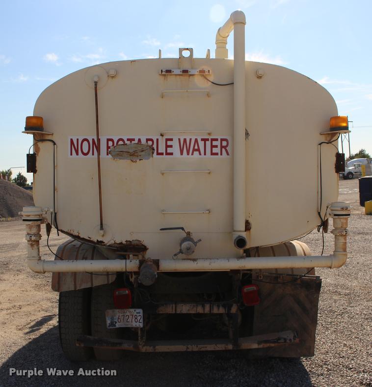 image for item DB0036 1981 Ford 8000 tank truck