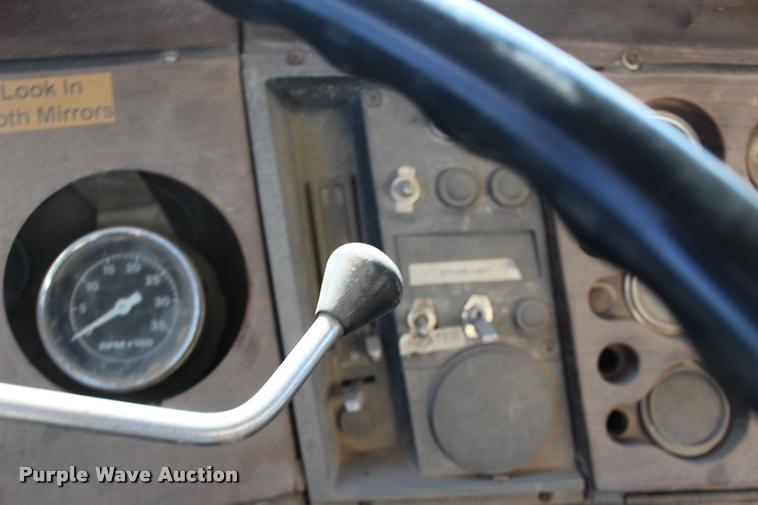 image for item DB0036 1981 Ford 8000 tank truck