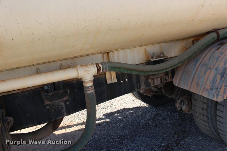 image for item DB0036 1981 Ford 8000 tank truck